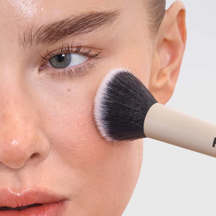 HAUS LABS BY LADY GAGA Bio-Radiant Gel-Powder Highlighter with Fermented Arnica