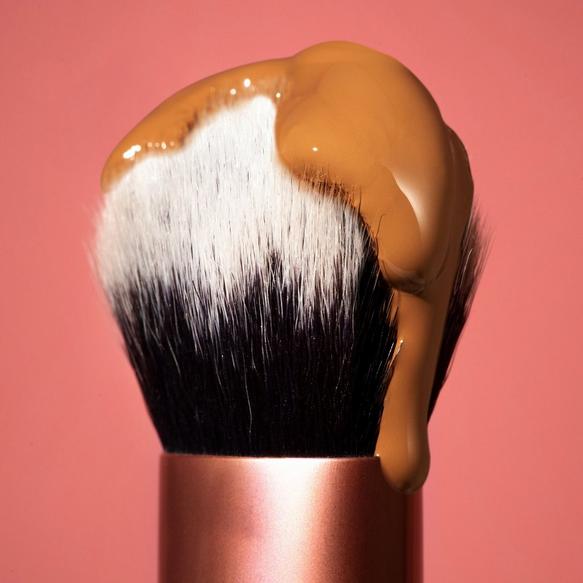 Real Techniques Expert Face Liquid and Cream Foundation Makeup Brush