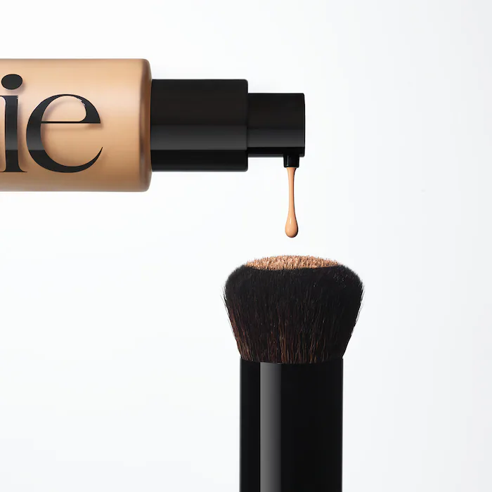 Saie The Base Foundation Brush